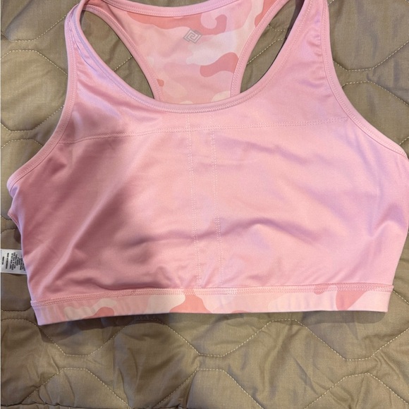Zelos L Pink Camouflage Sports Bra with Back Cut Out
Removable Padding - Picture 7 of 10